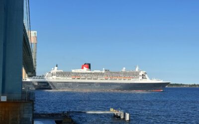 Queen Mary 2 Eastbound Transatlantic